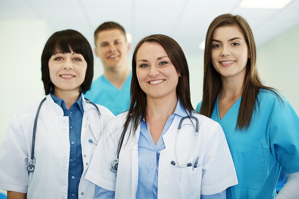 Professionisti che possono beneficiare delle assicurazioni per il settore medico.