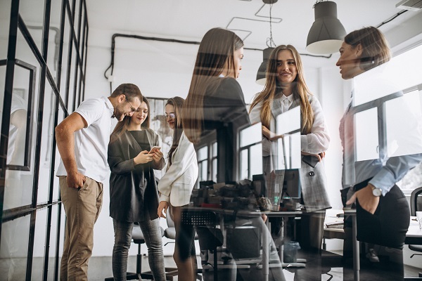 L'assicurazione per dipendenti è importanti per un gruppo di lavoro soddisfatto.